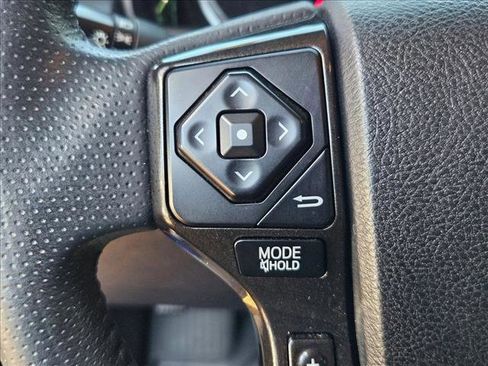 Used 2019 Toyota 4Runner TRD Off-Road Premium image 11