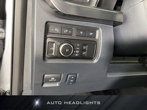 Used 2024 Ford F350 Lariat w/ Lariat Ultimate Package AWD/4WD image 25