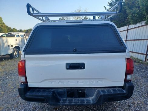 Used 2020 Toyota Tacoma SR image 6
