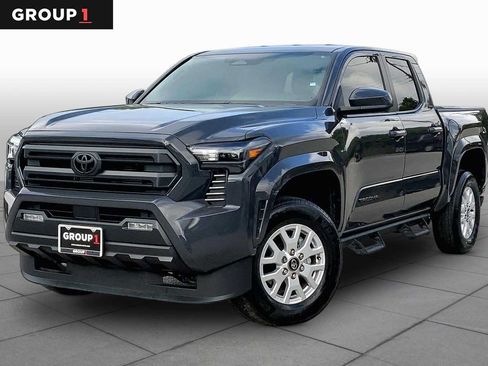Used 2025 Toyota Tacoma SR5 AWD/4WD image 1