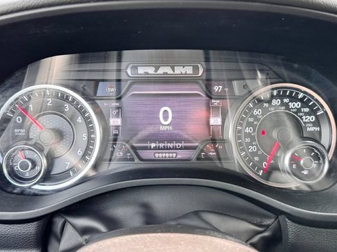 Used 2023 RAM 1500 Big Horn AWD/4WD image 17