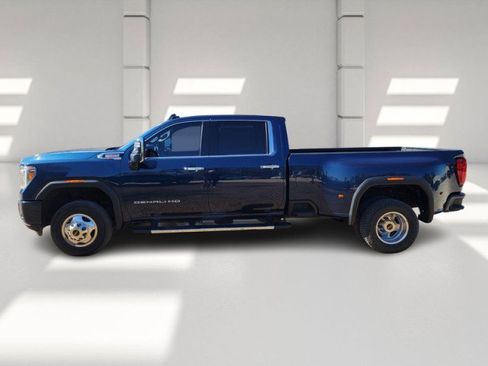 Used 2023 GMC Sierra 3500 Denali image 4