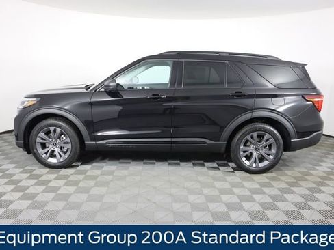 New 2026 Ford Explorer Active w/ Active Comfort Package image 6