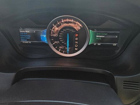 Used 2015 Ford Explorer XLT w/ Equipment Group 202A image 18