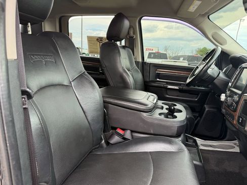 Used 2015 RAM 1500 Laramie w/ Convenience Group AWD/4WD image 15