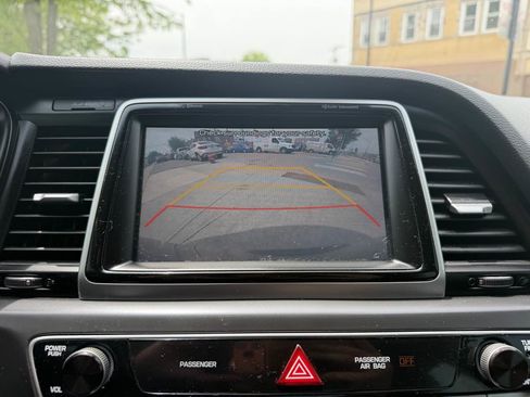 Used 2019 Hyundai Sonata Limited w/ Ultimate Package 04 FWD image 33