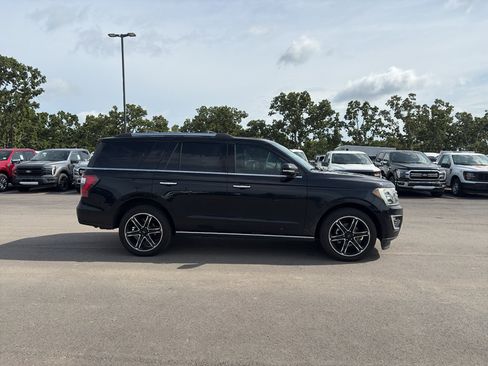 Certified 2019 Ford Expedition Limited w/ Special Edition Package AWD/4WD image 5