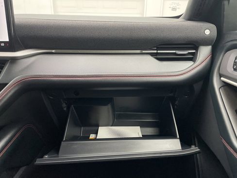 Used 2025 Ford Explorer ST-Line image 43