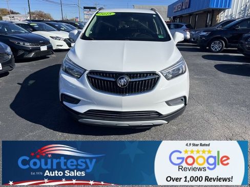 Used 2018 Buick Encore Preferred image 4