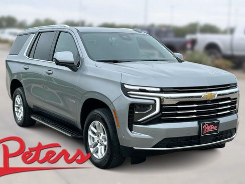 Used 2025 Chevrolet Tahoe LT AWD/4WD image 1