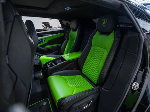 Used 2020 Lamborghini Urus image 27