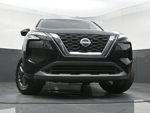 Used 2023 Nissan Rogue S image 22