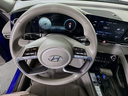 Certified 2021 Hyundai Elantra SEL w/ Convenience Package FWD image 20