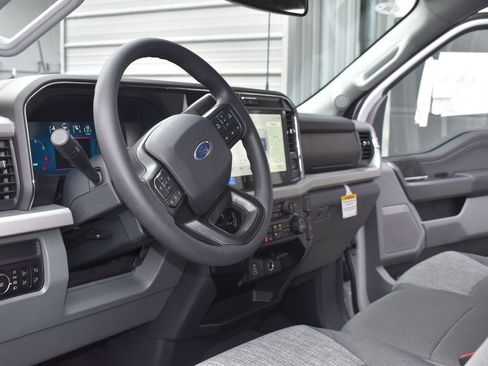 New 2026 Ford F250 XLT w/ XLT Premium Package image 16