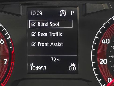 Used 2021 Volkswagen Jetta SE FWD image 8