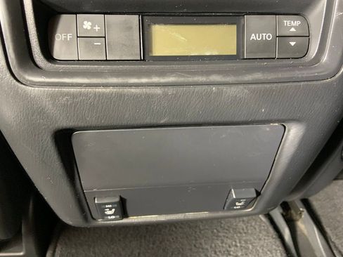 Used 2019 Nissan Pathfinder SL image 19