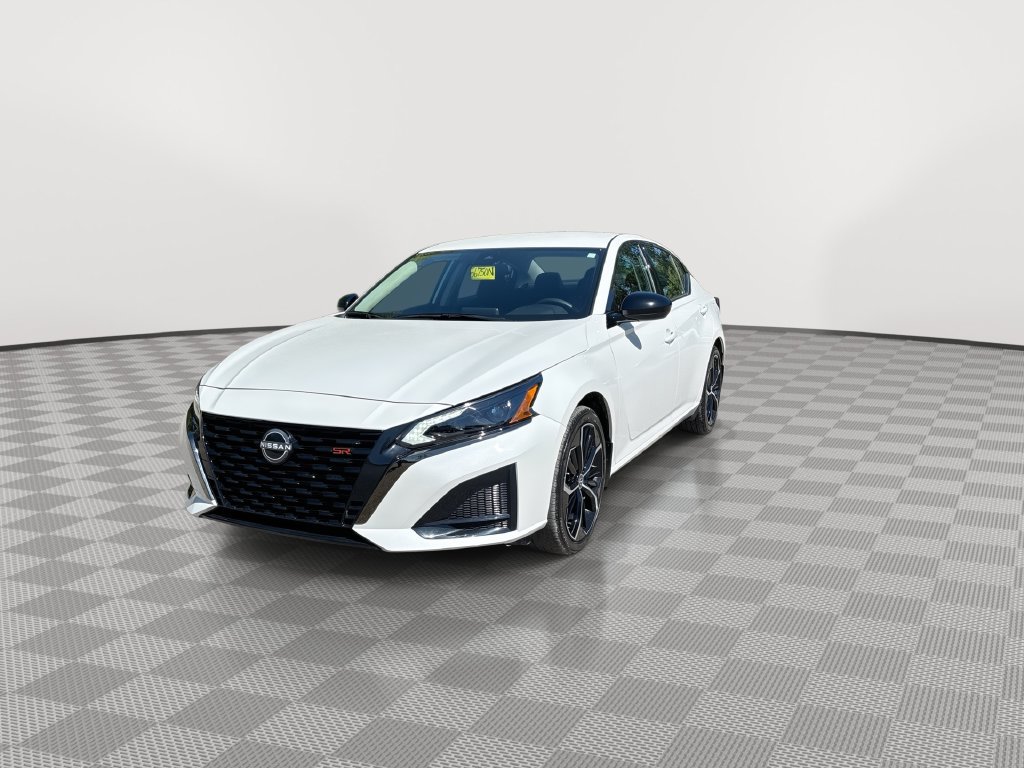 Certified 2025 Nissan Altima 2.5 SR FWD image 6