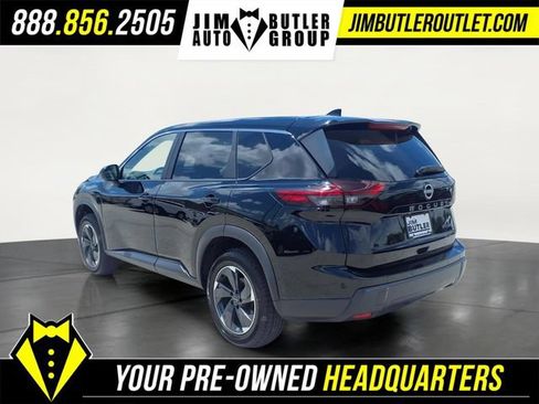 Used 2024 Nissan Rogue SV AWD/4WD image 19