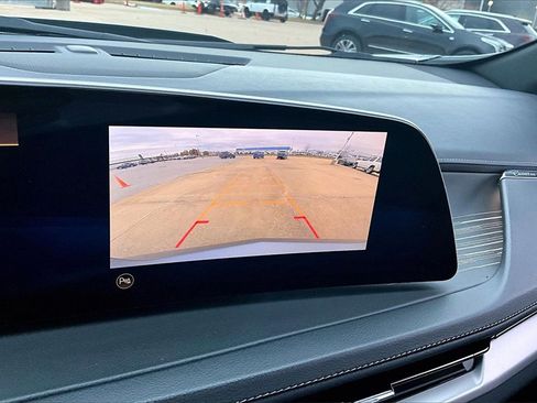 Used 2024 Cadillac XT4 Premium Luxury image 22