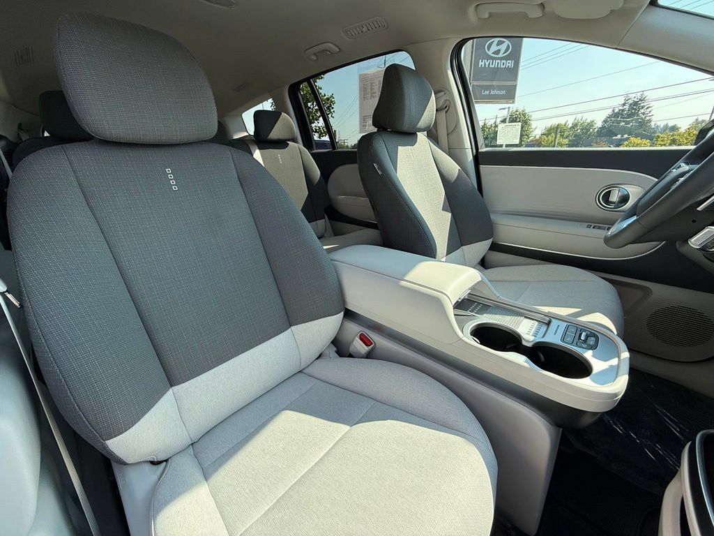 Certified 2026 Hyundai Ioniq 9 SE AWD/4WD image 25