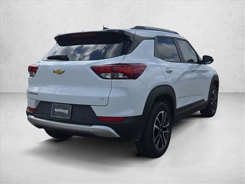 New 2026 Chevrolet TrailBlazer LT w/ Convenience Package FWD image 2