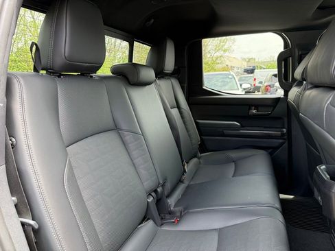 Used 2025 Toyota Tacoma TRD Sport w/ TRD Sport Premium Package image 19