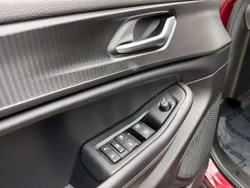 Used 2023 Jeep Grand Cherokee Altitude image 10