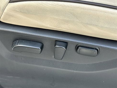 Certified 2021 Nissan Armada SL w/ Captain's Chairs Package image 33