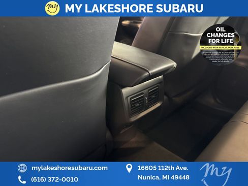 Used 2024 Toyota Venza XLE AWD/4WD image 25