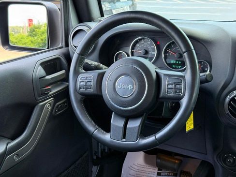 Used 2016 Jeep Wrangler Unlimited Sport w/ Quick Order Package 24S AWD/4WD image 12
