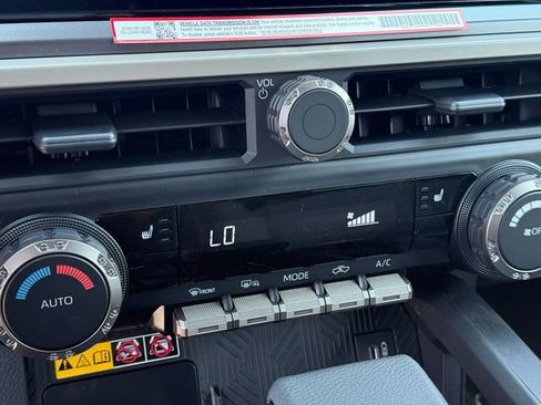 New 2025 Toyota Tacoma TRD Off-Road image 12