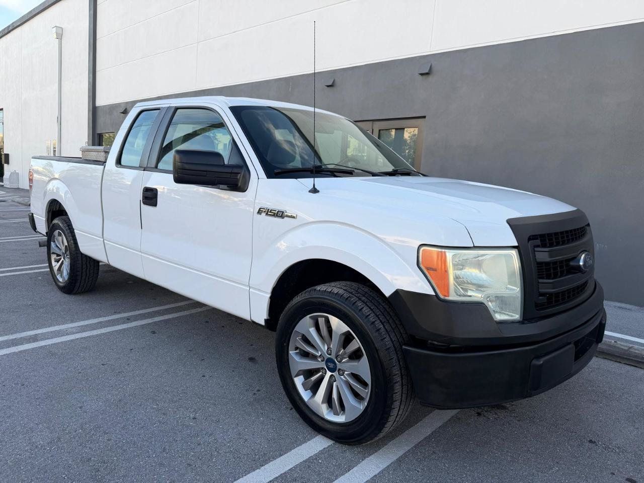 Used 2014 Ford F150 XL RWD image 2