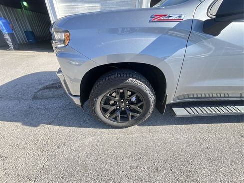 Used 2022 Chevrolet Silverado 1500 RST w/ LPO, Blackout Package image 10