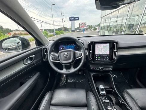 Used 2023 Volvo XC40 B5 Plus w/ Climate Package AWD/4WD image 21