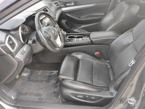 Used 2017 Nissan Maxima 3.5 SL FWD image 9