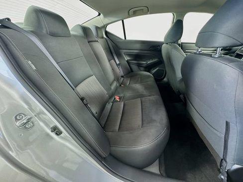 Used 2024 Nissan Altima 2.5 SV FWD image 24