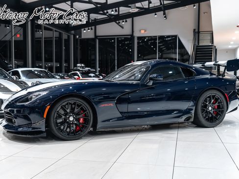 Used 2016 Dodge Viper ACR RWD image 1