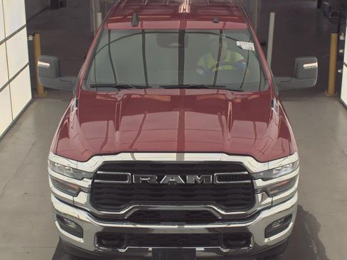 Used 2026 RAM 2500 Big Horn AWD/4WD image 3