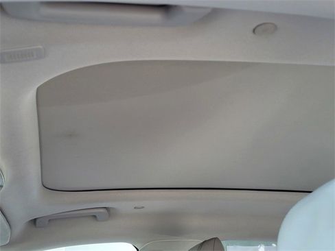 Used 2022 Lincoln Nautilus Reserve w/ Equipment Group 201A image 17