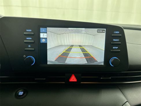 Used 2025 Hyundai Elantra Sport image 15