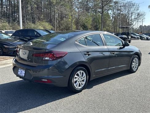 Used 2020 Hyundai Elantra SE w/ Cargo Package (C1) image 7