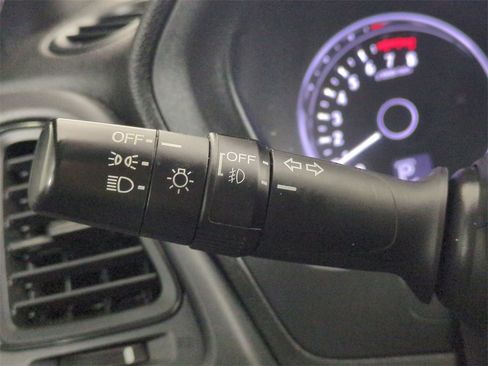 Used 2022 Honda HR-V Sport image 24