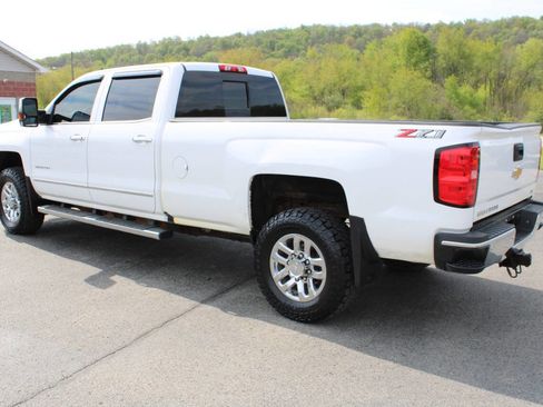 Used 2019 Chevrolet Silverado 3500 LTZ w/ Duramax Plus Package AWD/4WD image 3