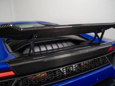 Used 2018 Lamborghini Huracan LP 580-2 image 22