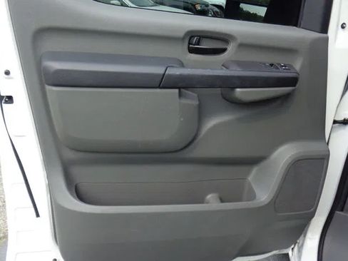 Used 2018 Nissan NV 2500 S RWD image 15
