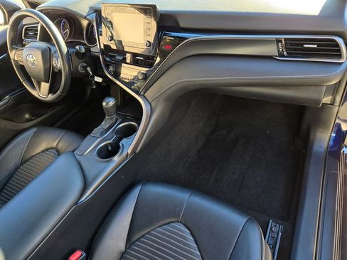 Used 2021 Toyota Camry SE image 20