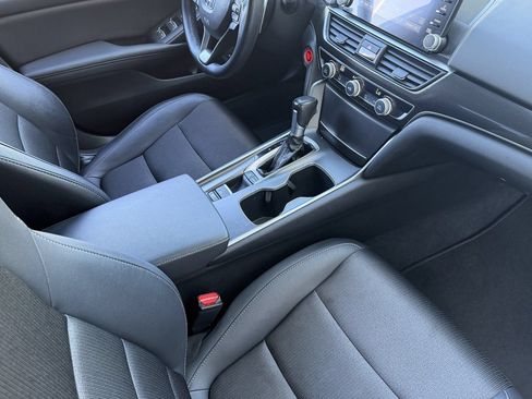 Used 2019 Honda Accord Sport image 16