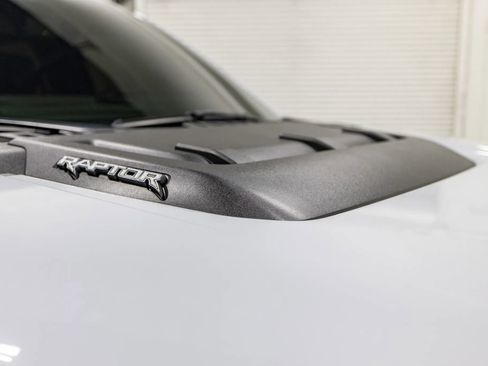 Used 2025 Ford F150 Raptor AWD/4WD image 12
