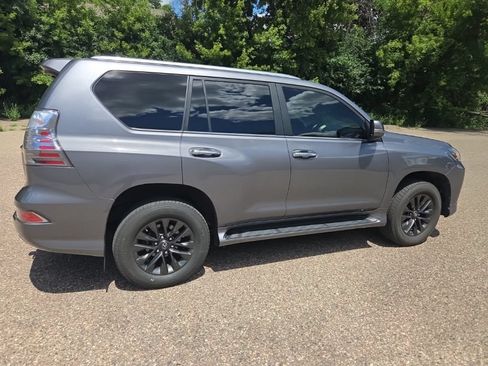 Used 2020 Lexus GX 460 Premium AWD/4WD image 19