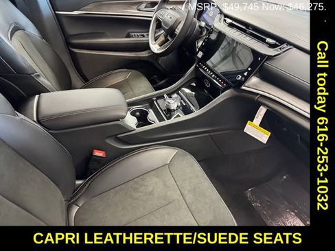 New 2026 Jeep Grand Cherokee Laredo image 4